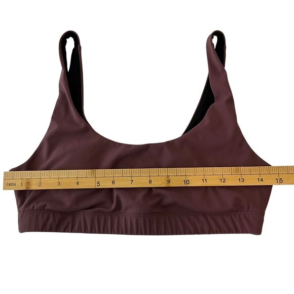 Vuori Sports Daily Bra Womens Medium Red Scoop Neck Yoga Athletic Pads Included - Picture 5 of 5